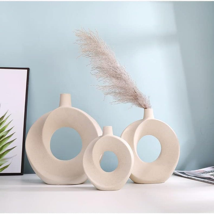 Ceramic Round Matte Pampas Flower Vase for Modern Minimalist Home Decor - OneBag