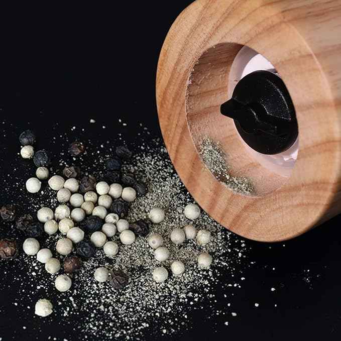 Salt and Pepper Mill Set