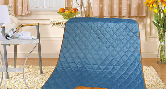 2 in 1 Travel Pillow Travel Blanket, Multi-Functional Cushion offers a dual-purpose Outdoor Blanket 150 * 115CM - OneBag